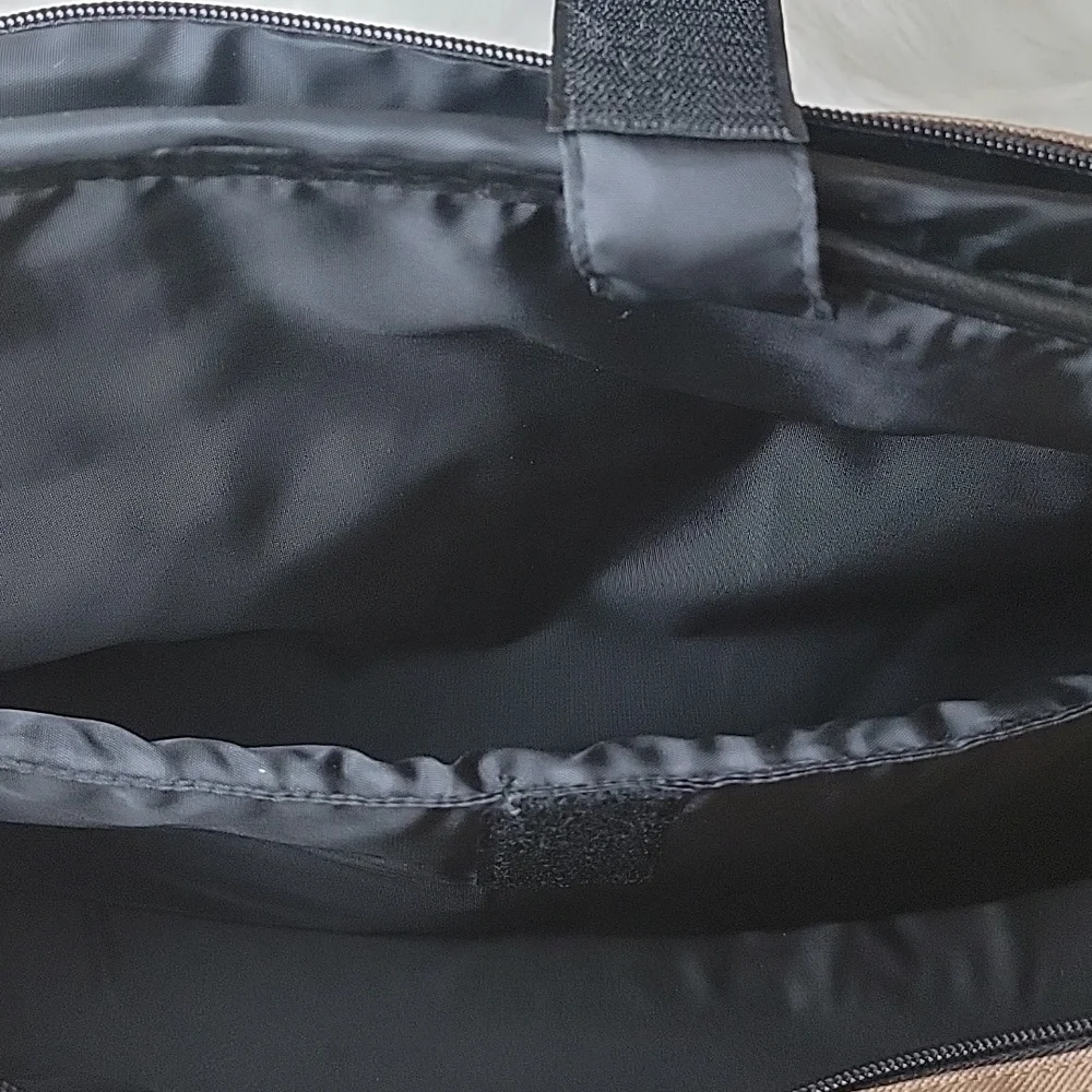 CROPPER HOPPER Tan Black Canvas Scrapbooking Craft‎ Organizer Travel Tote Bag